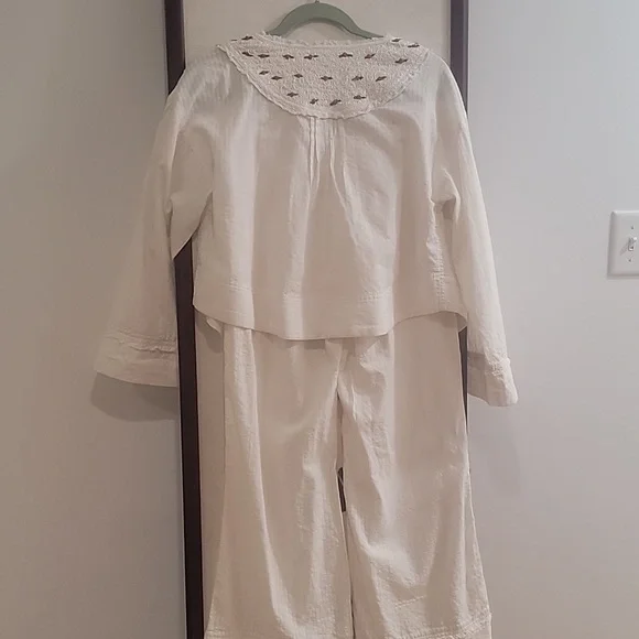 NWT FREE PEOPLE NWT White Two-Piece Set with Embroidered Details - Picture 6 of 6